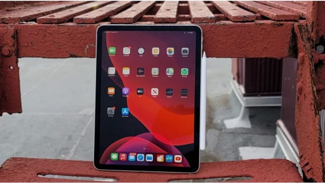 iPad Air 4 vs Samsung Galaxy Tab S7: Chọn máy tính bảng của Apple hay Samsung? ảnh 1
