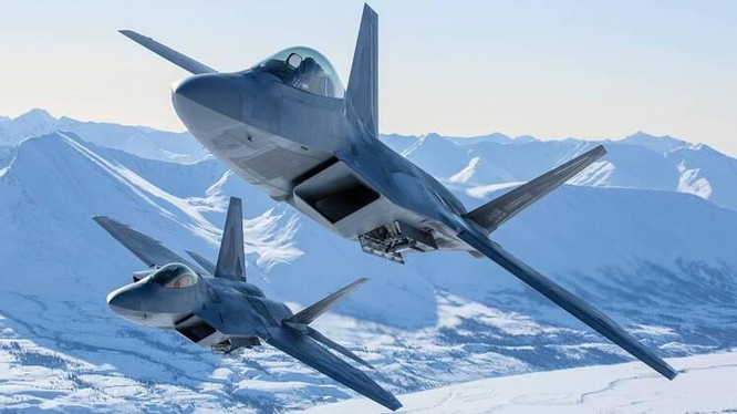 Đâu là lý do khiến Mỹ dự định cho tiêm kích F-22 "nghỉ hưu" sớm? ảnh 1