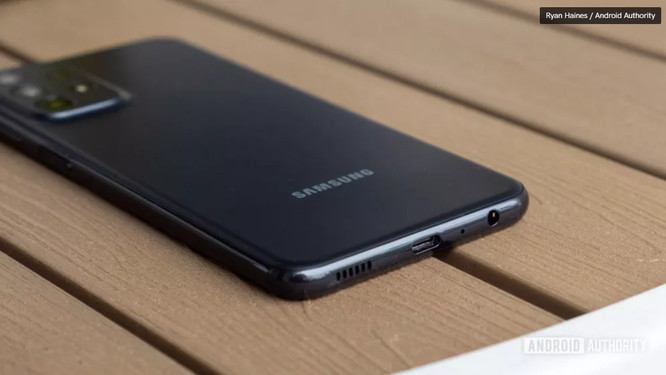 Samsung Galaxy A23 5G liệu có phải lựa chọn tốt ở phân khúc smartphone tầm trung? ảnh 1