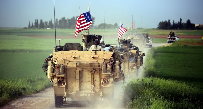 Xe bọc thép của quân Mỹ trên chiến trường Syria