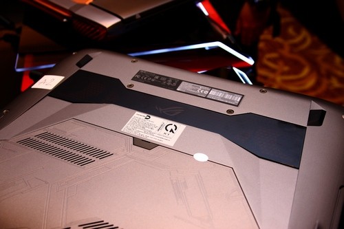 Cận cảnh laptop chuyên game Asus ROG G752 giá 50 triệu đồng ảnh 3