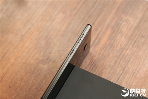 Lenovo ZUK Edge ra mắt: đẹp hơn cả Mi MIX ảnh 11