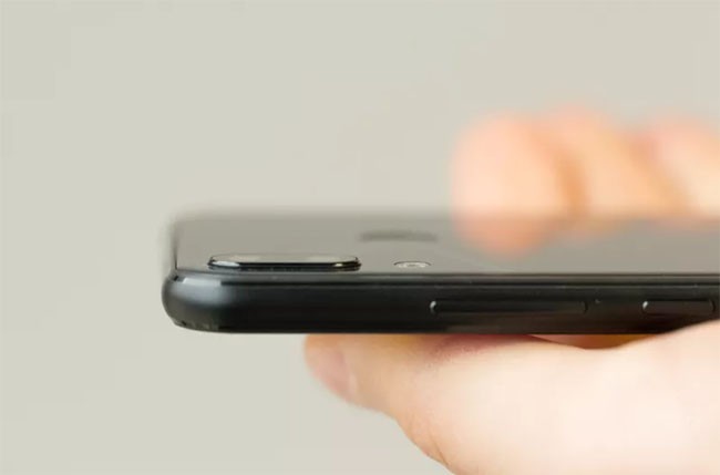 Asus Zenfone 5 “bắt chước” thiết kế và tính năng của iPhone X? ảnh 3