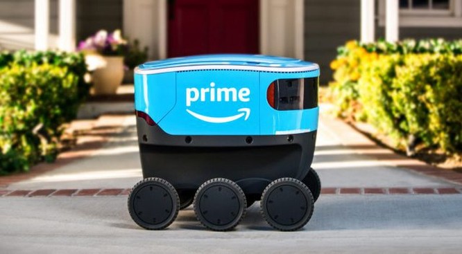 Một robot giao hàng của Amazon. Ảnh: SCMP