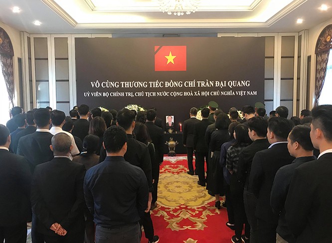 Lễ viếng Chủ tịch nước Trần Đại Quang tại các nước ảnh 15