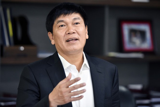 Bác tin đồn Vietcombank giải chấp 100 triệu cp HPG của ông Trần Đình Long ảnh 1