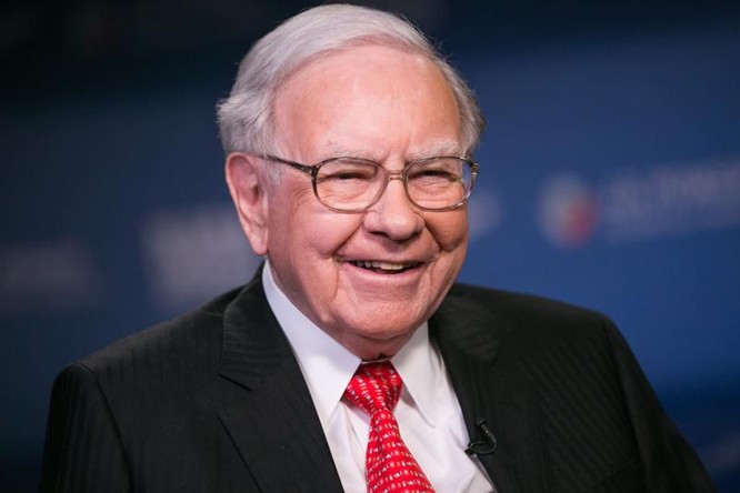 4 câu hỏi trước khi ra quyết định đầu tư của tỉ phú Warren Buffett ảnh 1