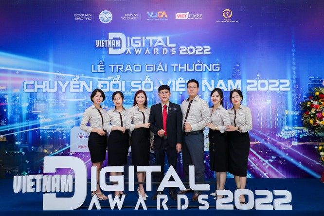Vinh danh 49 chủ nhân Giải thưởng Chuyển đổi số Việt Nam - Vietnam Digital Awards năm 2022 ảnh 28