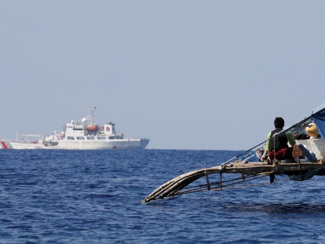 Trung Quốc: Vụ đâm chìm tàu cá Philippines là “sự cố ngoài ý muốn”, không nên “chính trị hóa“ ảnh 2