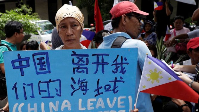 Trung Quốc: Vụ đâm chìm tàu cá Philippines là “sự cố ngoài ý muốn”, không nên “chính trị hóa“ ảnh 4
