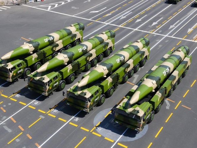 Trung Quốc phóng thử tên lửa “Sát thủ tàu sân bay” ra Biển Đông? ảnh 2