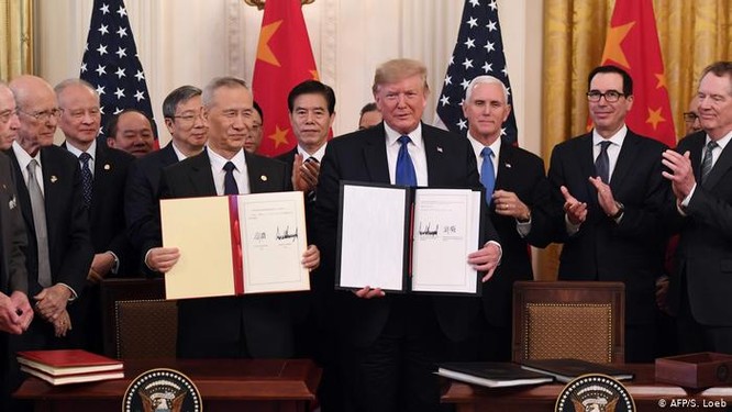 Báo Mỹ: Tổng thống Donald Trump xem xét áp dụng hành động mới chống Trung Quốc ảnh 4