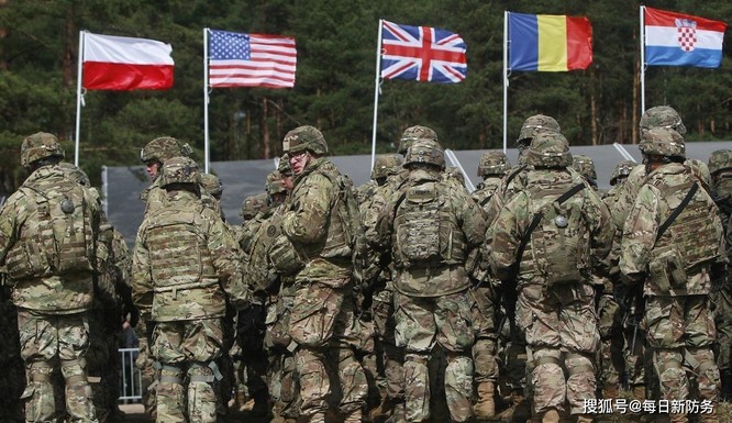 Căng thẳng Nga – NATO: Nga tuyên bố đóng cửa các phái bộ ngoại giao, quân sự của cả hai bên ảnh 3