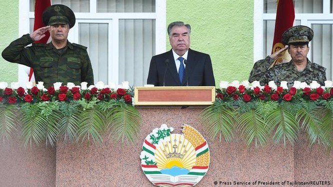 Lo ngại chiến binh IS người Duy Ngô Nhĩ xâm nhập, Trung Quốc xây dựng căn cứ cho Tajikistan? ảnh 1