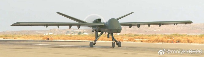 Khám phá loại UAV vũ trang bí mật mới hỏa lực cực mạnh của Mỹ ảnh 3