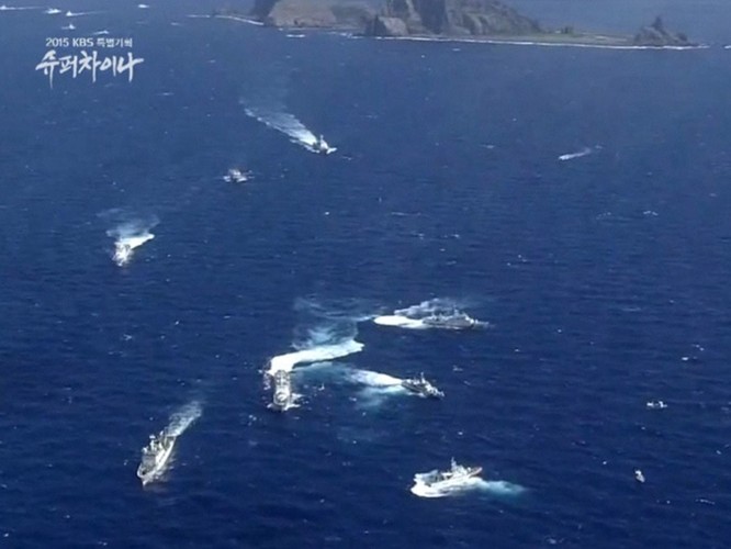 Cảnh sát biển và Hải quân Nhật diễn tập sử dụng vũ khí ngăn chặn tàu Trung Quốc tiếp cận đảo Senkaku ảnh 3