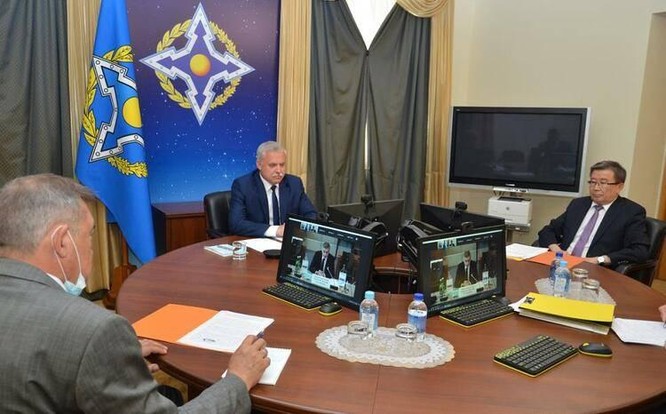 Tổng thống Putin: CSTO không cho phép xảy ra xáo trộn và “cách mạng màu” ở các nước thành viên! ảnh 1