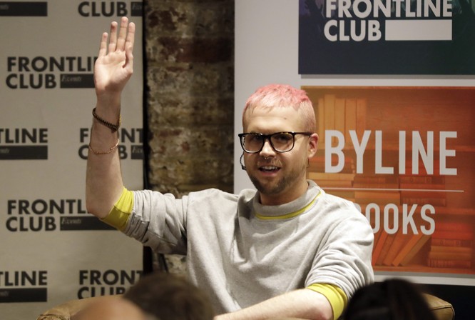 Christopher Wylie: "Facebook có thể khiến người dùng biến mất khỏi mạng Internet!" ảnh 1