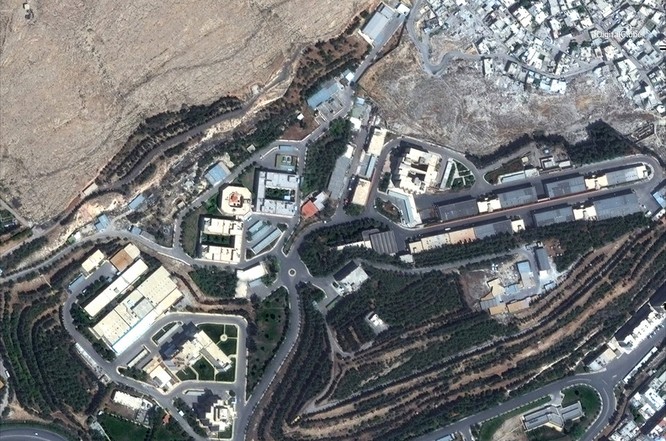 76 tên lửa liên quân Mỹ “làm cỏ” trung tâm khoa học Syria qua hình ảnh vệ tinh ảnh 5
