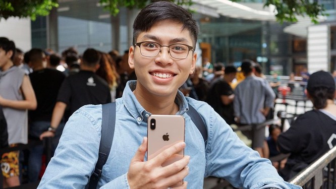 Hàng dài người xếp hàng khi “cơn sốt iPhone Xs” quét qua Australia và Singapore ảnh 11