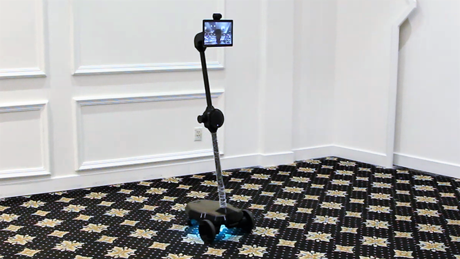 Ohmni Bot - Telepresence robot sản xuất bằng công nghệ in 3D của người Việt