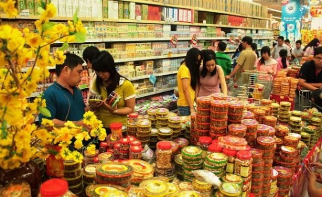 Cách phòng tránh ngộ độc thực phẩm trong dịp Tết ảnh 1