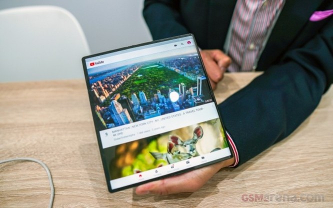 Huawei Mate X tiếp tục cháy hàng chỉ trong vòng chưa đầy 60 giây ảnh 1