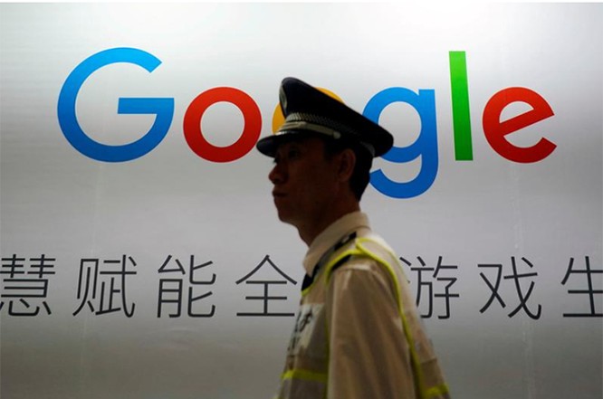 Biển hiệu của Google tại Triển lãm Giải trí Kỹ thuật số ở Thượng Hải (Trung Quốc) năm 2018. Ảnh: Reuters