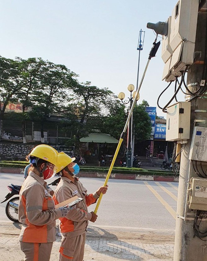 Chuyển đổi số trong ngành điện: Tăng năng lực quản lý, chất lượng dịch vụ ảnh 2