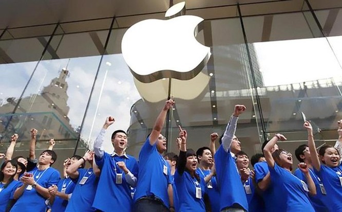Cựu nhân viên Apple kêu gọi người dùng tẩy chay iPhone ảnh 1