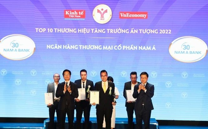 Nam A Bank lọt Top 10 Thương hiệu tăng trưởng ấn tượng 2022 ảnh 1