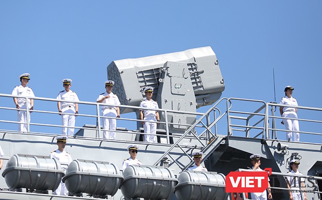 Cận cảnh uy lực của bộ đôi tàu khu trục Hải quân Hàn Quốc tại Đà Nẵng ảnh 12