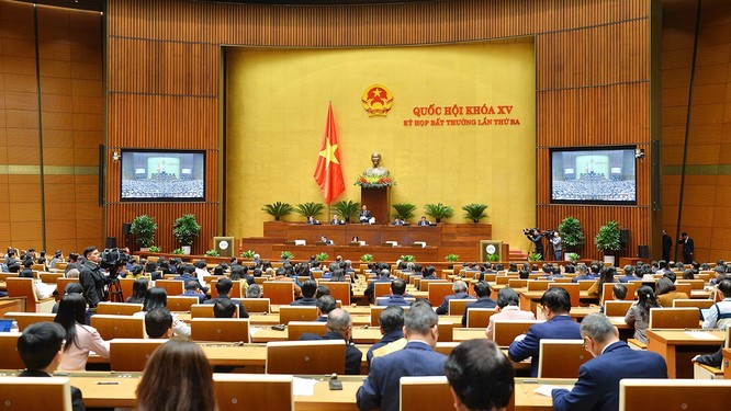 Quốc hội miễn nhiệm Chủ tịch nước Nguyễn Xuân Phúc ảnh 1