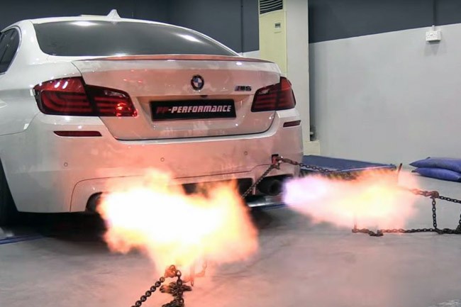 Video: BMW M5 độ 785 mã lực “khạc lửa” trong bài test Dyno ảnh 1