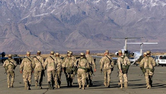 Tiến sĩ Terry F. Buss: Cuộc khủng hoảng Afghanistan ảnh hưởng tới vị thế siêu cường của Mỹ ra sao? ảnh 4