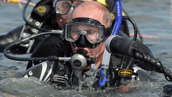 Putin “quyền lực nhất” thế giới và những khoảnh khắc sức mạnh ảnh 18