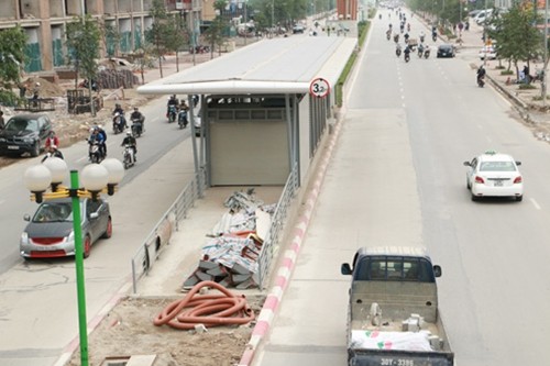 Hà Nội: 1.000 tỷ đầu tư xe buýt nhanh: Lãng phí, không hiệu quả! ảnh 4