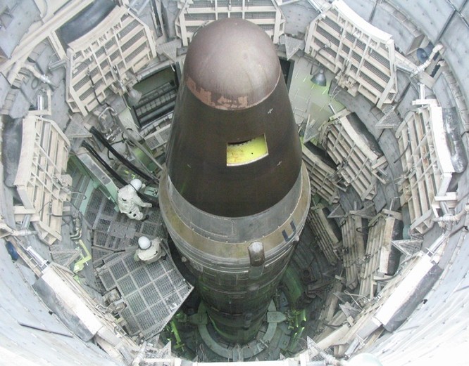 Tên lửa hạt nhân liên lục địa trong giếng phóng cố định