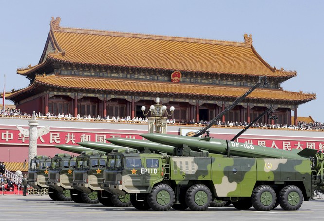 Tên lửa DF-15 được cho là chuyên chống vệ tinh của Trung Quốc