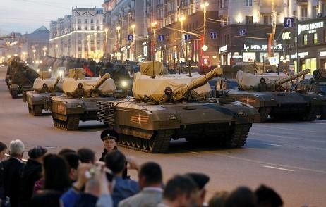 Choáng ngợp dàn vũ khí tối tân khoe uy lực ở Moscow ảnh 3