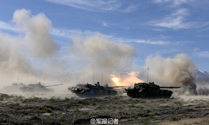 Chùm ảnh hé lộ năng lực tác chiến quân đội Trung Quốc ảnh 27