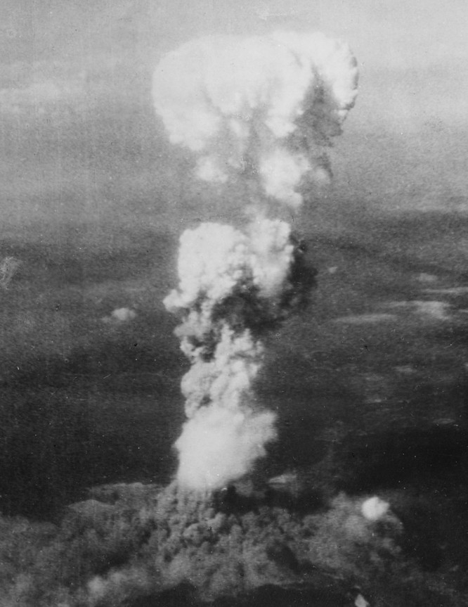 Chùm ảnh độc thảm họa hạt nhân Hirosima 70 năm trước ảnh 7