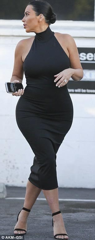 Nóng bỏng mỹ nhân Kim Kardashian “siêu vòng ba“ ảnh 18