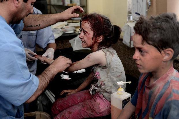 Chùm ảnh thảm họa nhân đạo trẻ em ở địa ngục Syria ảnh 40