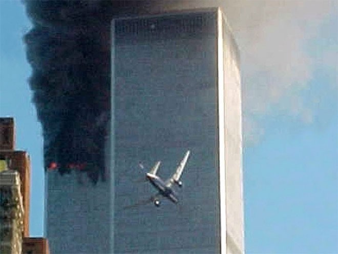 Những hình ảnh khiến người Mỹ không quên vụ 11/9 ảnh 1