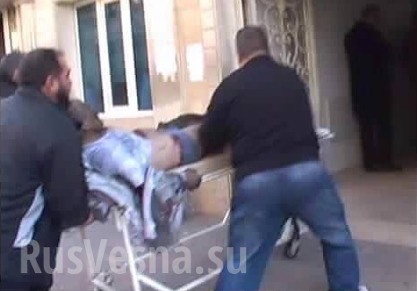 Sốc: Đánh bom tự sát khủng bố ở thành Homs, Syria ảnh 3