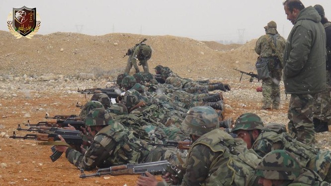 Chiến sự Syria: Nga huấn luyện “lên đời” quân Assad (ảnh) ảnh 8