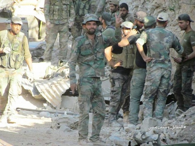 Chiến sự Syria: Vệ binh cộng hòa diệt hàng loạt phiến quân ở ngoại vi Damascus ảnh 12