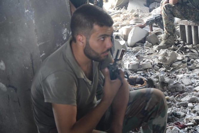 Quân đội Syria quyết thắng phe thánh chiến ngoại vi Damascus ảnh 11