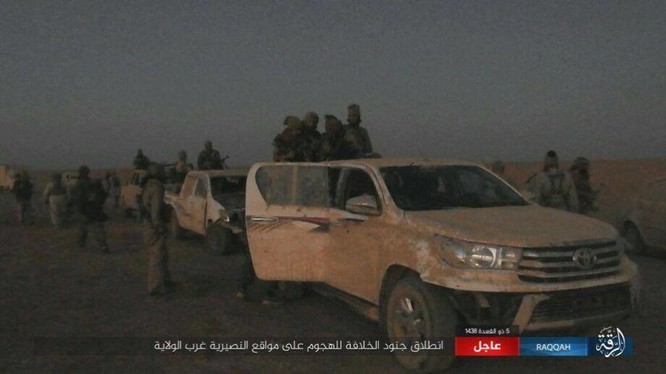 Quân đội Syria bị IS cho nếm thất bại tại Raqqa do chủ quan, sơ hở ảnh 1